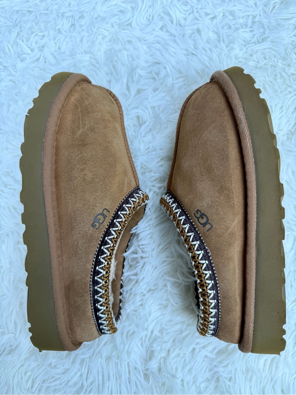 UGG Women’s Tasman II Chestnut Suede Slippers Size 5